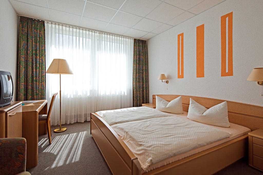 Hotel Trebeltal Demmin Exterior foto