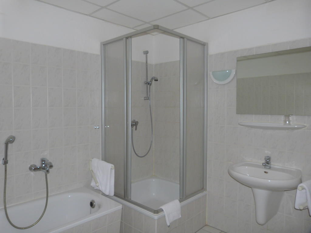 Hotel Trebeltal Demmin Zimmer foto